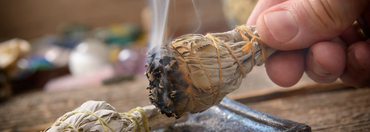4 Benefits of Sage and How to “Smudge”