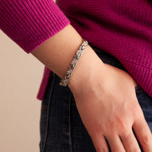 Link - Titanium Negative Ion Bracelet with Swarovski Crystals